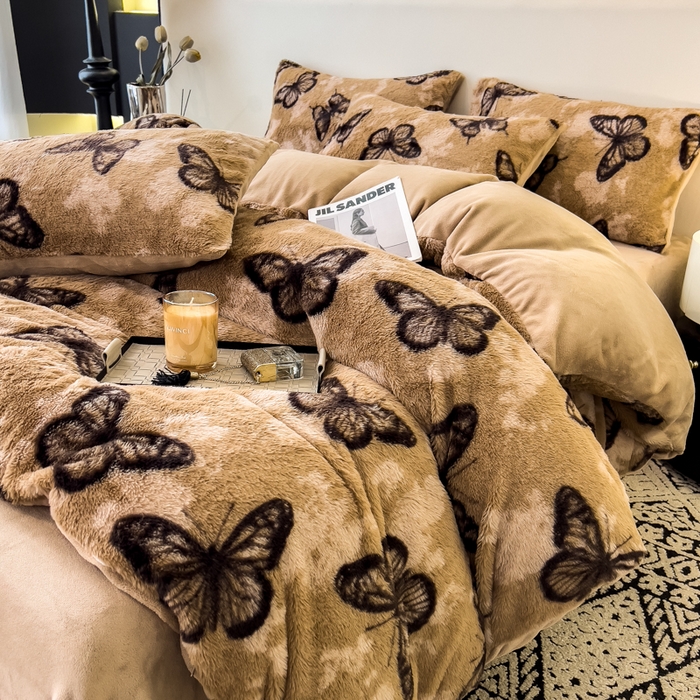 91家纺网 家纺一手货源 找家纺 倾慕家纺 2026新款高克重兔毛绒保暖四件套 蝴蝶纷飞