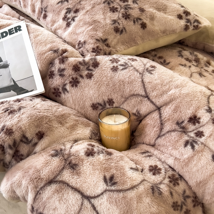 91家纺网 家纺一手货源 找家纺 倾慕家纺 2026新款高克重兔毛绒保暖四件套 浅芳