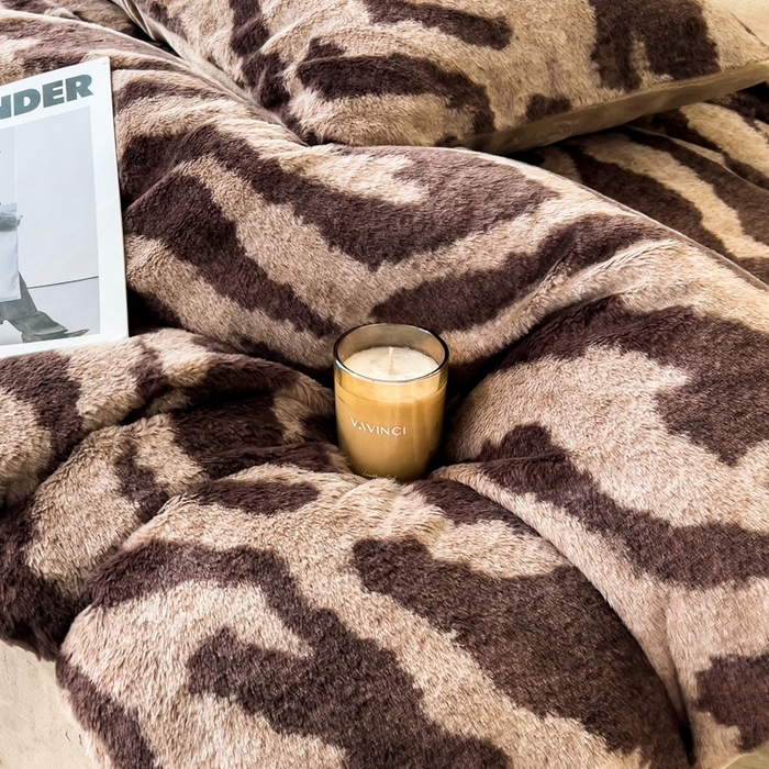 91家纺网 家纺一手货源 找家纺 倾慕家纺 2026新款高克重兔毛绒保暖四件套 岩纹