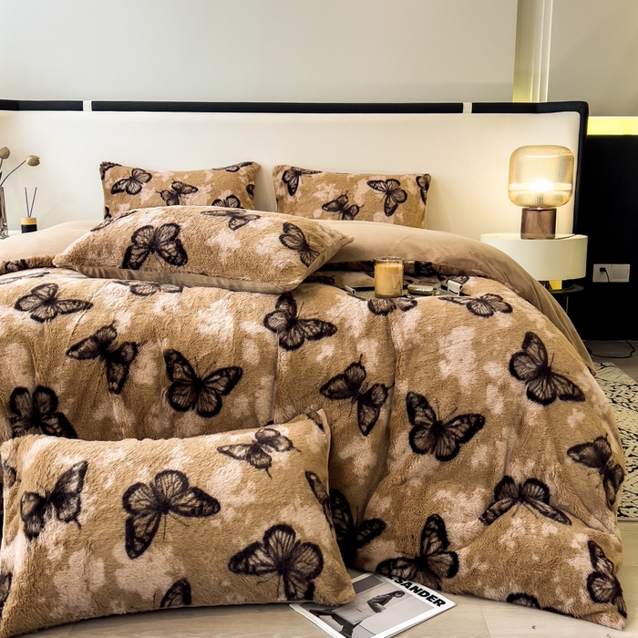 91家纺网 家纺一手货源 找家纺 倾慕家纺 2026新款高克重兔毛绒保暖四件套 蝴蝶纷飞