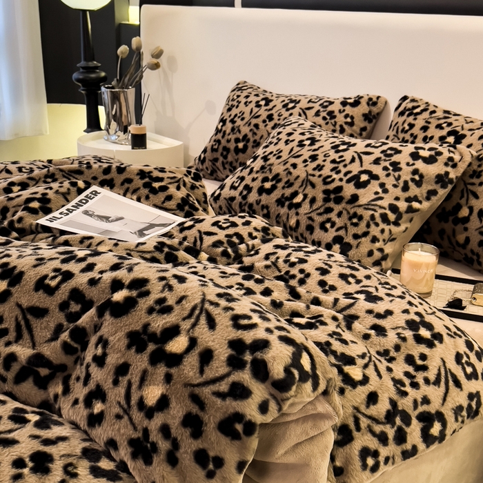 91家纺网 家纺一手货源 找家纺 倾慕家纺 2026新款高克重兔毛绒保暖四件套 花影咖