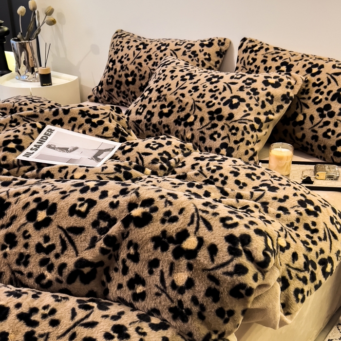 91家纺网 家纺一手货源 找家纺 倾慕家纺 2026新款高克重兔毛绒保暖四件套 花影咖