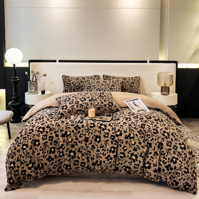 倾慕家纺 2026新款高克重兔毛绒保暖四件套 花影咖