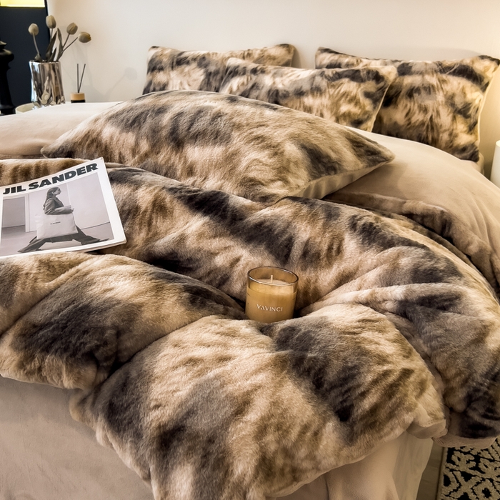 91家纺网 家纺一手货源 找家纺 倾慕家纺 2026新款高克重兔毛绒保暖四件套 绒韵