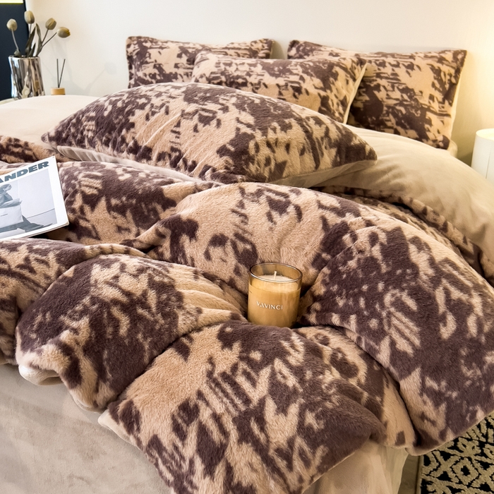 91家纺网 家纺一手货源 找家纺 倾慕家纺 2026新款高克重兔毛绒保暖四件套 千鸟咖