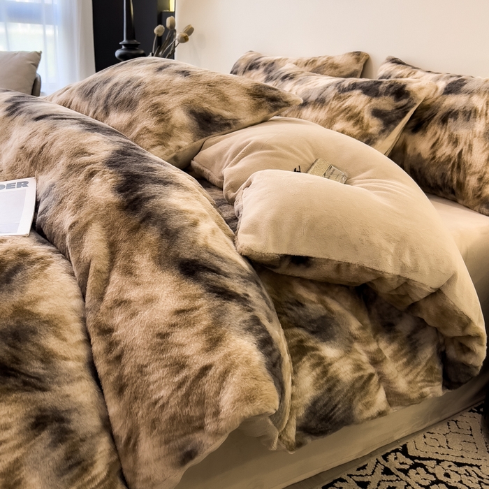 91家纺网 家纺一手货源 找家纺 倾慕家纺 2026新款高克重兔毛绒保暖四件套 绒韵