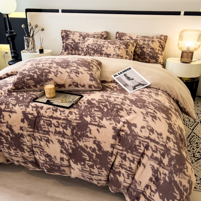 91家纺网 家纺一手货源 找家纺 倾慕家纺 2026新款高克重兔毛绒保暖四件套 千鸟咖