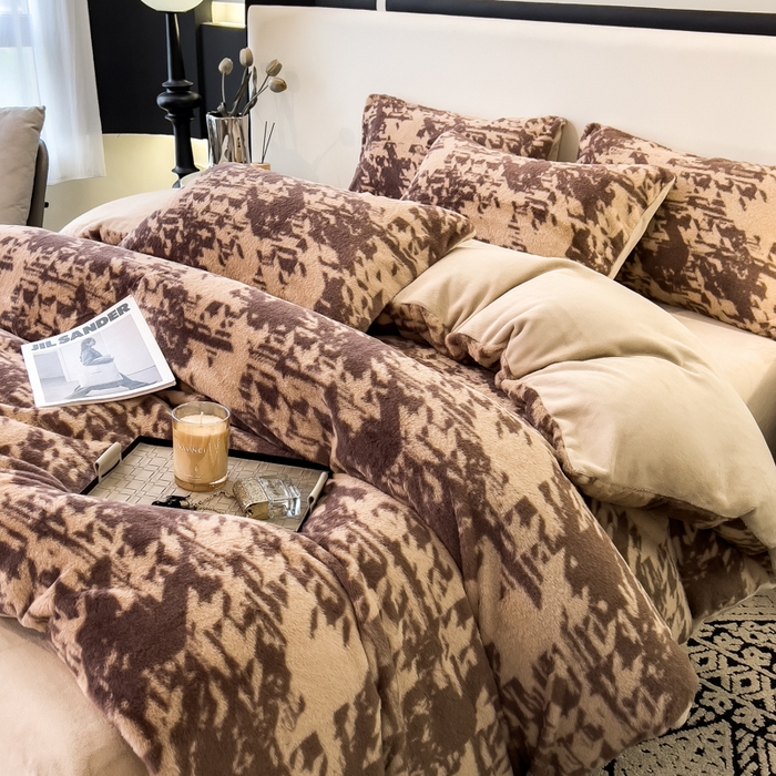 91家纺网 家纺一手货源 找家纺 倾慕家纺 2026新款高克重兔毛绒保暖单被套 千鸟咖