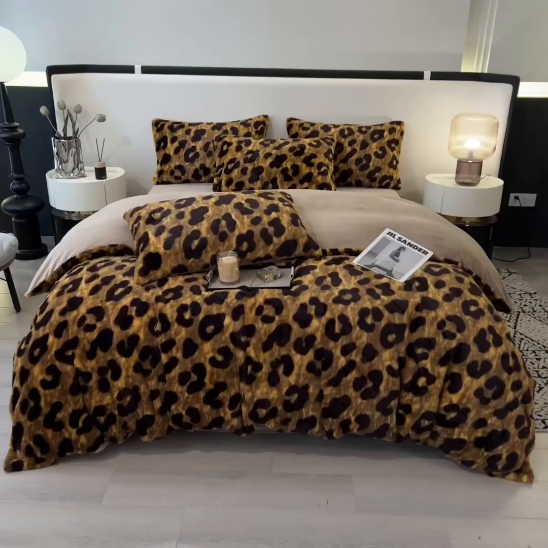 91家纺网 家纺一手货源 找家纺 倾慕家纺 2026新款高克重兔毛绒保暖四件套 金豹纹