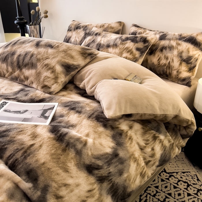 91家纺网 家纺一手货源 找家纺 倾慕家纺 2026新款高克重兔毛绒保暖单被套 绒韵