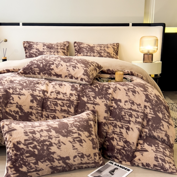 91家纺网 家纺一手货源 找家纺 倾慕家纺 2026新款高克重兔毛绒保暖单被套 千鸟咖