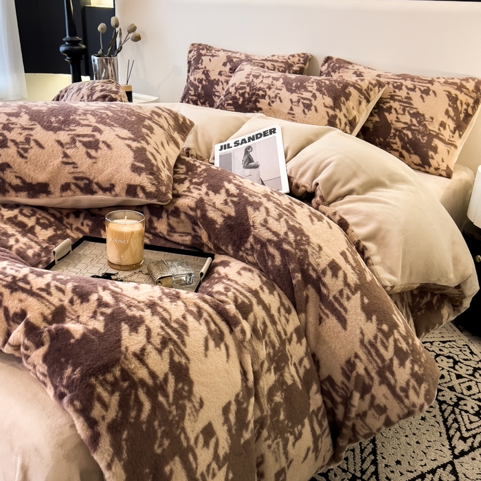 91家纺网 家纺一手货源 找家纺 倾慕家纺 2026新款高克重兔毛绒保暖单被套 千鸟咖