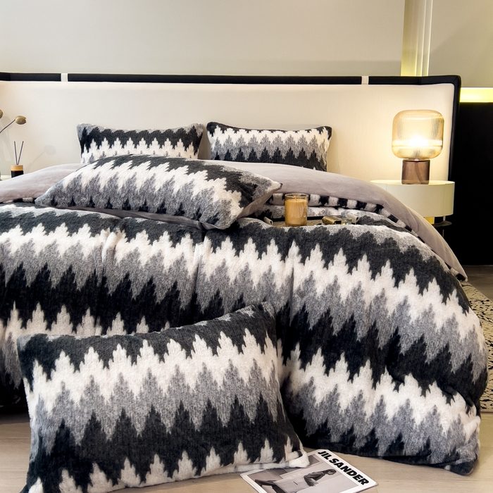 91家纺网 家纺一手货源 找家纺 倾慕家纺 2026新款高克重兔毛绒保暖单被套 泥点曲线灰