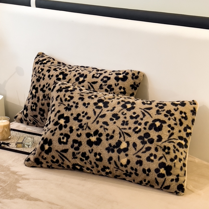 91家纺网 家纺一手货源 找家纺 倾慕家纺 2026新款高克重兔毛绒保暖单被套 花影咖