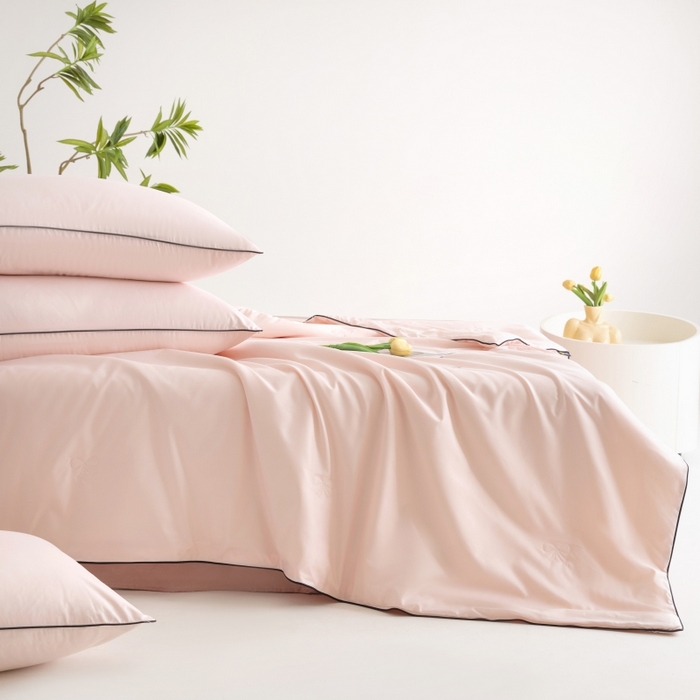 91家纺网 家纺一手货源 找家纺 汣沐生活 2025新款水洗真丝夏被夏被四件套 半熟蜜桃+豆蔻粉