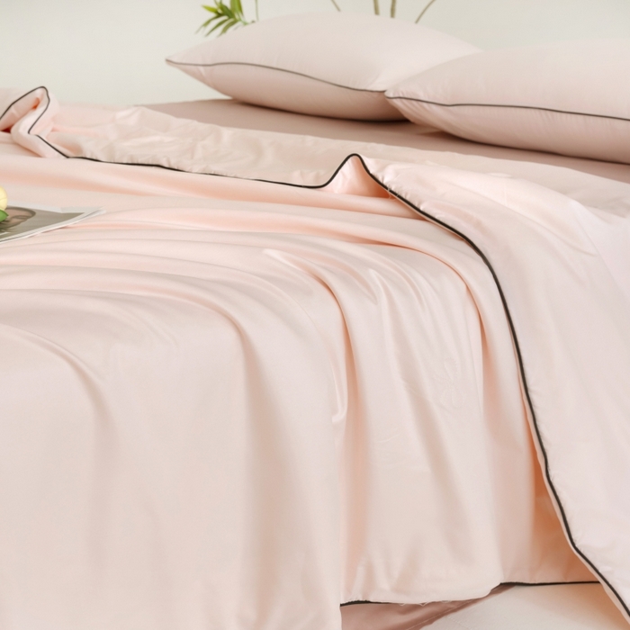 91家纺网 家纺一手货源 找家纺 汣沐生活 2025新款水洗真丝夏被夏被四件套 半熟蜜桃+豆蔻粉