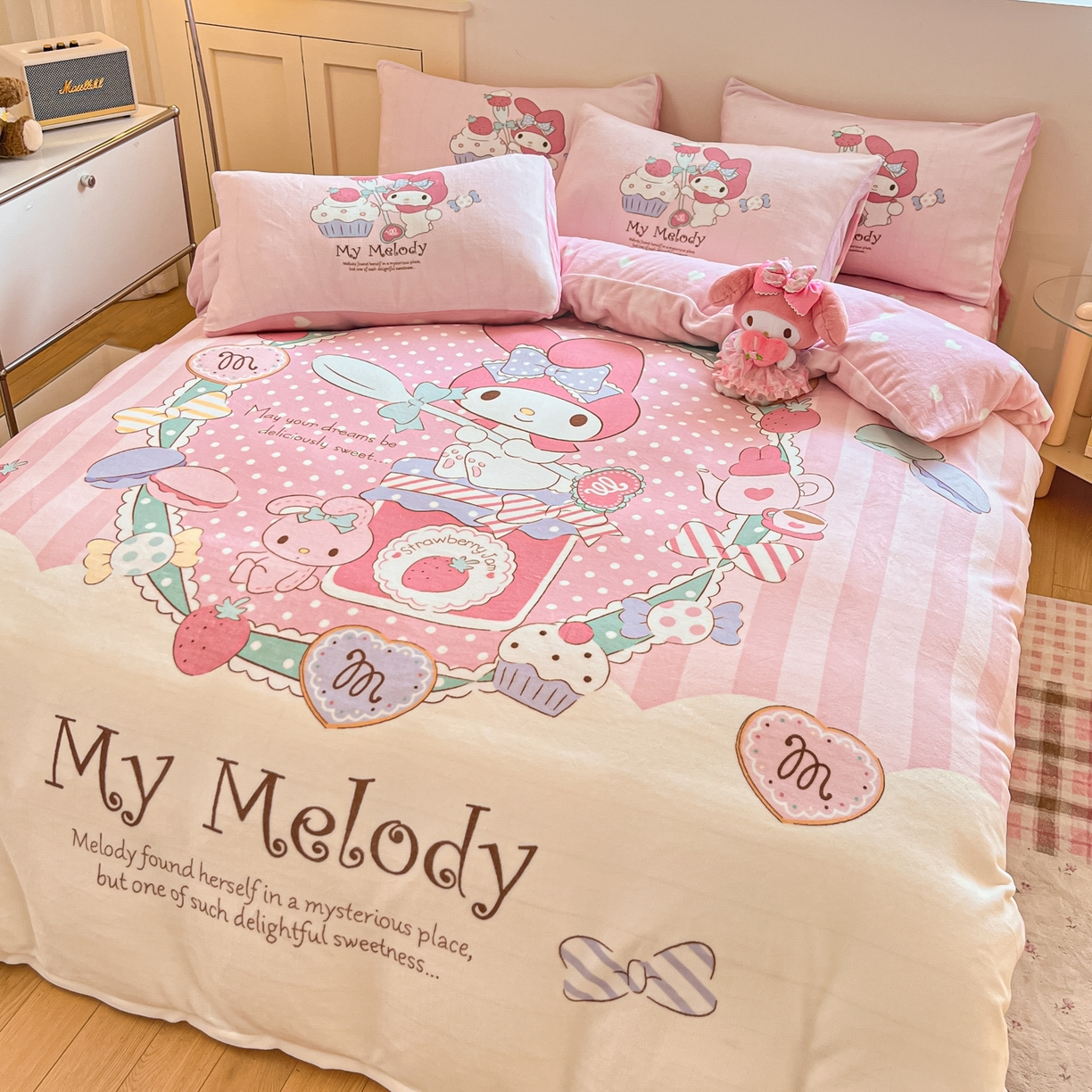 91家纺网 家纺一手货源 找家纺 博雅 2025新款三丽鸥正版授权高克重大版牛奶绒四件套 牛奶绒大版-音乐美乐蒂