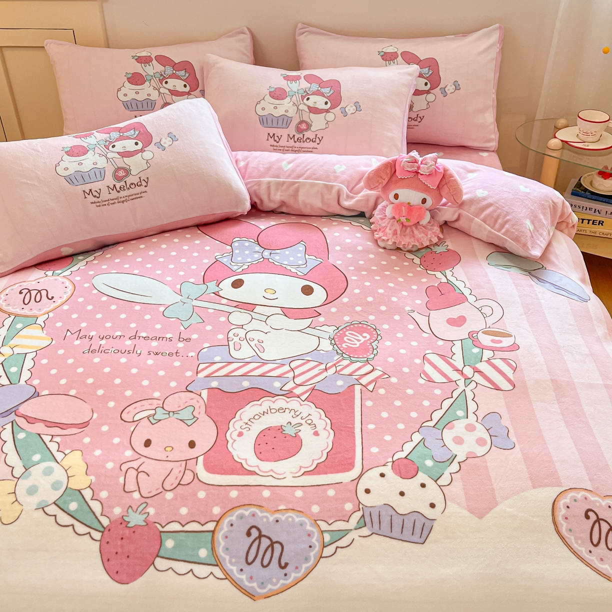 91家纺网 家纺一手货源 找家纺 博雅 2025新款三丽鸥正版授权高克重大版牛奶绒四件套 牛奶绒大版-音乐美乐蒂