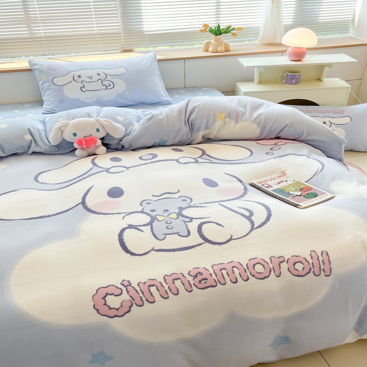 91家纺网 家纺一手货源 找家纺 博雅 2025新款三丽鸥正版授权高克重大版牛奶绒四件套 牛奶绒大版-云朵玉桂狗