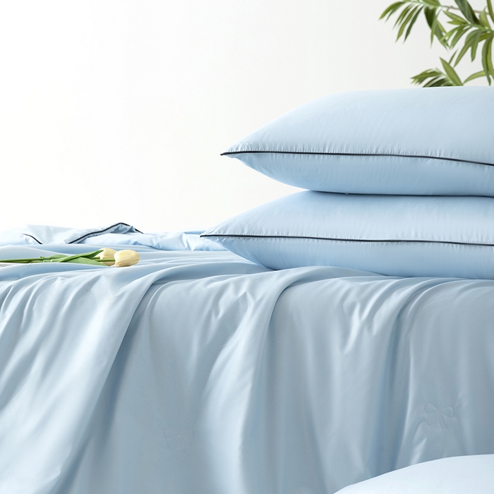 91家纺网 家纺一手货源 找家纺 汣沐生活 2025新款水洗真丝夏被夏被四件套 风铃兰+石墨灰