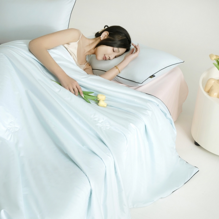 汣沐生活 2025新款水洗真丝夏被夏被四件套 海盐蓝+半熟蜜桃