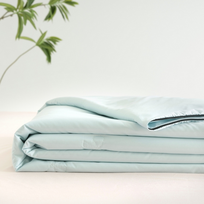 91家纺网 家纺一手货源 找家纺 汣沐生活 2025新款水洗真丝夏被夏被四件套 海盐蓝+半熟蜜桃