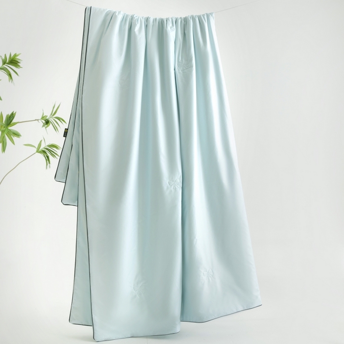 91家纺网 家纺一手货源 找家纺 汣沐生活 2025新款水洗真丝夏被夏被四件套 海盐蓝+半熟蜜桃