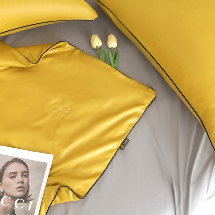 91家纺网 家纺一手货源 找家纺 汣沐生活 2025新款水洗真丝夏被夏被四件套 姜黄+石墨灰