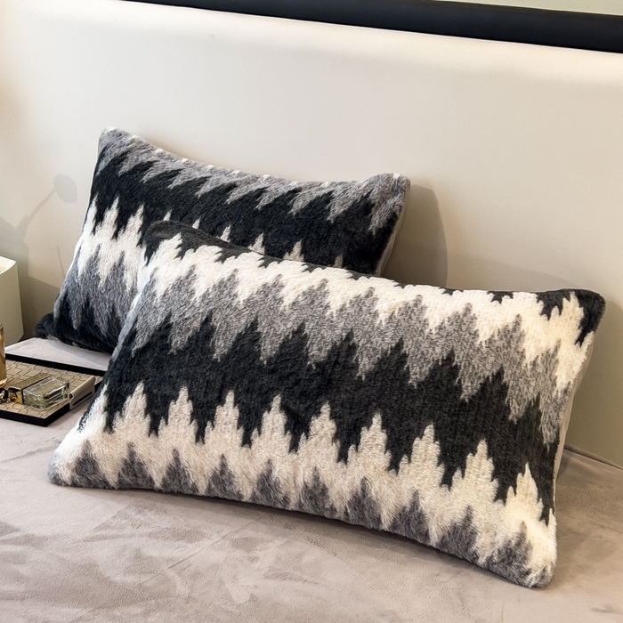 91家纺网 家纺一手货源 找家纺 （总）倾慕家纺 2025新款高克重兔毛绒保暖单枕套