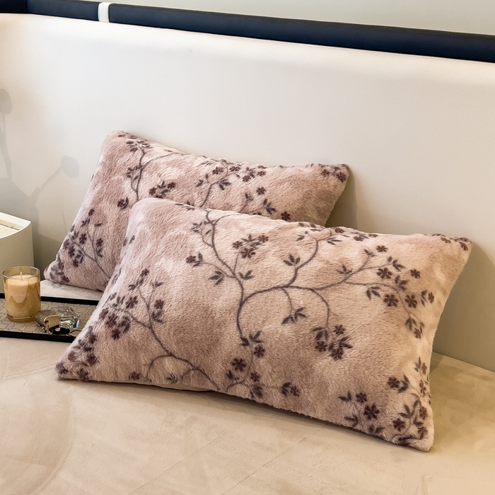 91家纺网 家纺一手货源 找家纺 （总）倾慕家纺 2025新款高克重兔毛绒保暖单枕套