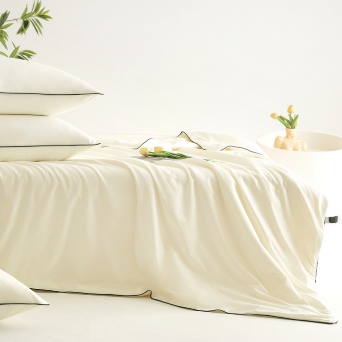 91家纺网 家纺一手货源 找家纺 汣沐生活 2025新款水洗真丝夏被夏被四件套 元气白桃+半熟蜜桃