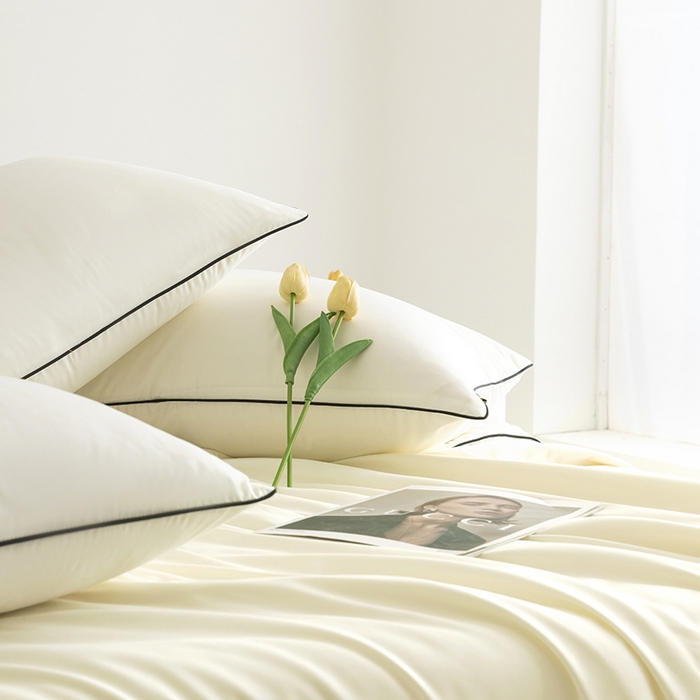 91家纺网 家纺一手货源 找家纺 汣沐生活 2025新款水洗真丝夏被夏被四件套 元气白桃+半熟蜜桃