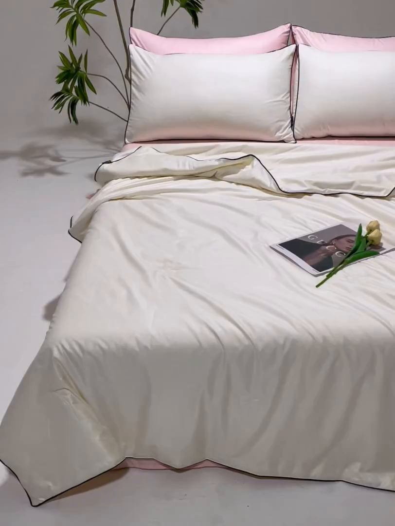 91家纺网 家纺一手货源 找家纺 汣沐生活 2025新款水洗真丝夏被夏被四件套 元气白桃+半熟蜜桃
