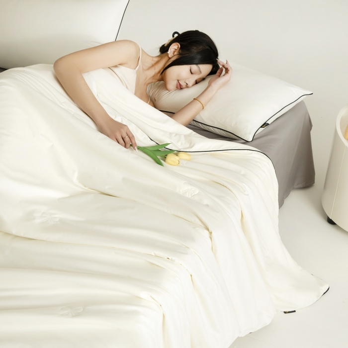 汣沐生活 2025新款水洗真丝夏被夏被四件套 元气白桃+石墨灰