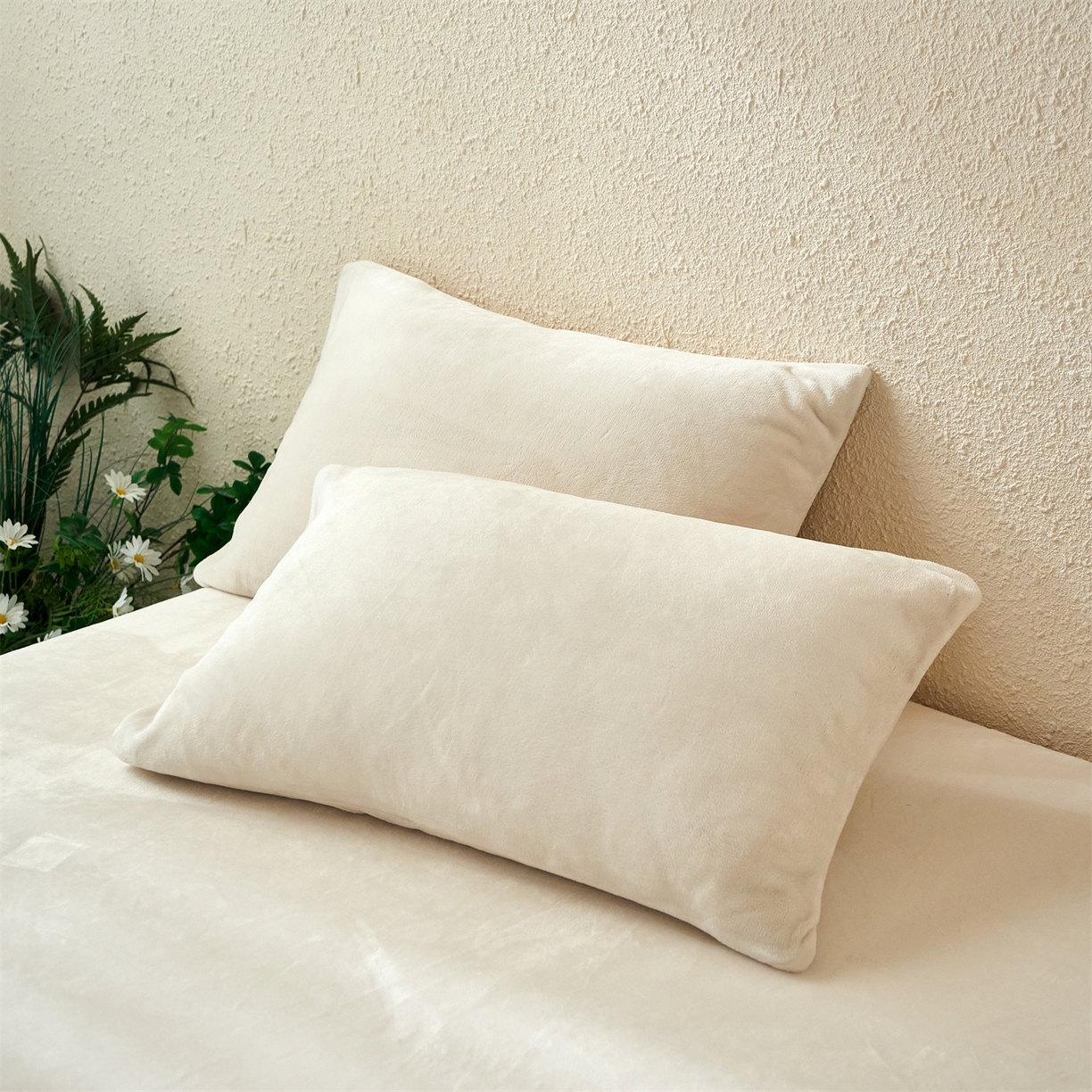 91家纺网 家纺一手货源 找家纺 （总）兰紫橙家纺 2025新款简约纯色单面200克重牛奶绒枕套