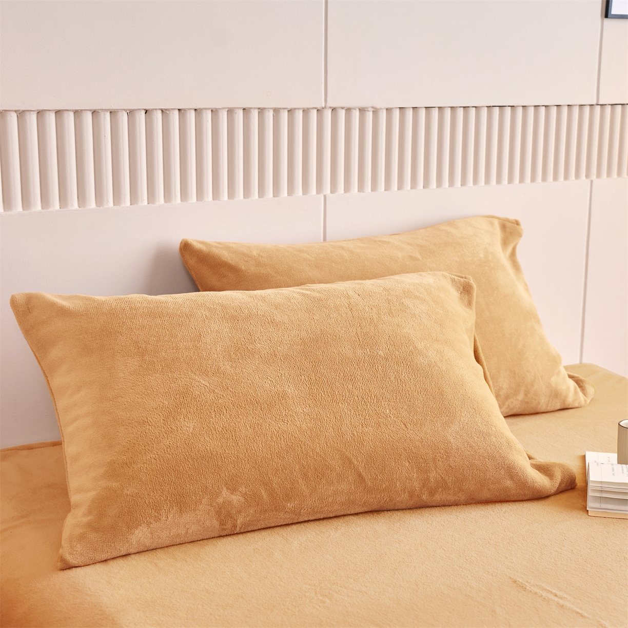 91家纺网 家纺一手货源 找家纺 （总）兰紫橙家纺 2025新款简约纯色单面200克重牛奶绒枕套