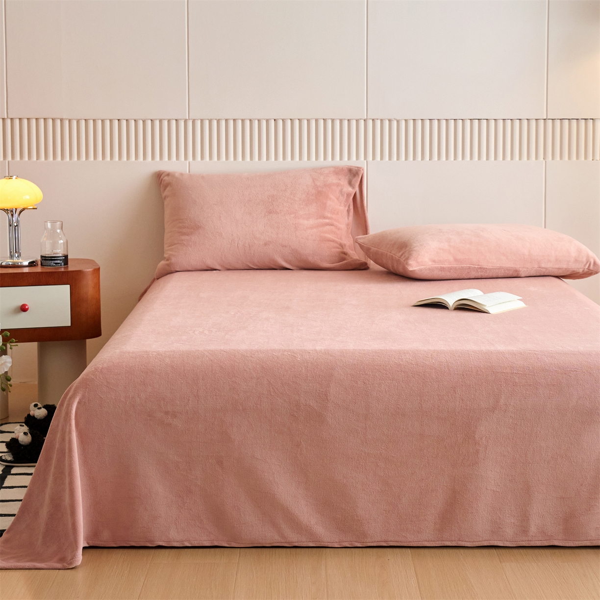 91家纺网 家纺一手货源 找家纺 兰紫橙家纺 2025新款简约纯色牛奶绒拉链款枕套 星柚粉