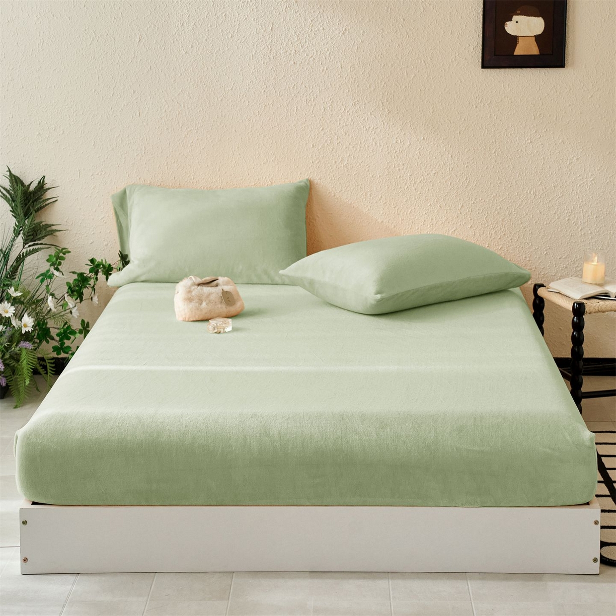 91家纺网 家纺一手货源 找家纺 （总）兰紫橙家纺 2025新款简约纯色单面200克重牛奶绒床笠系列