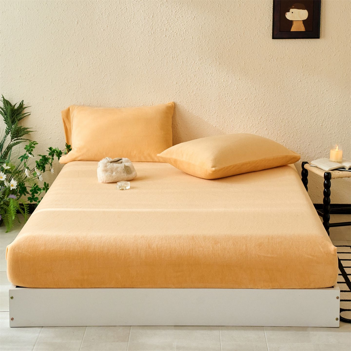 兰紫橙家纺 2025新款简约纯色牛奶绒床笠系列 雏菊黄