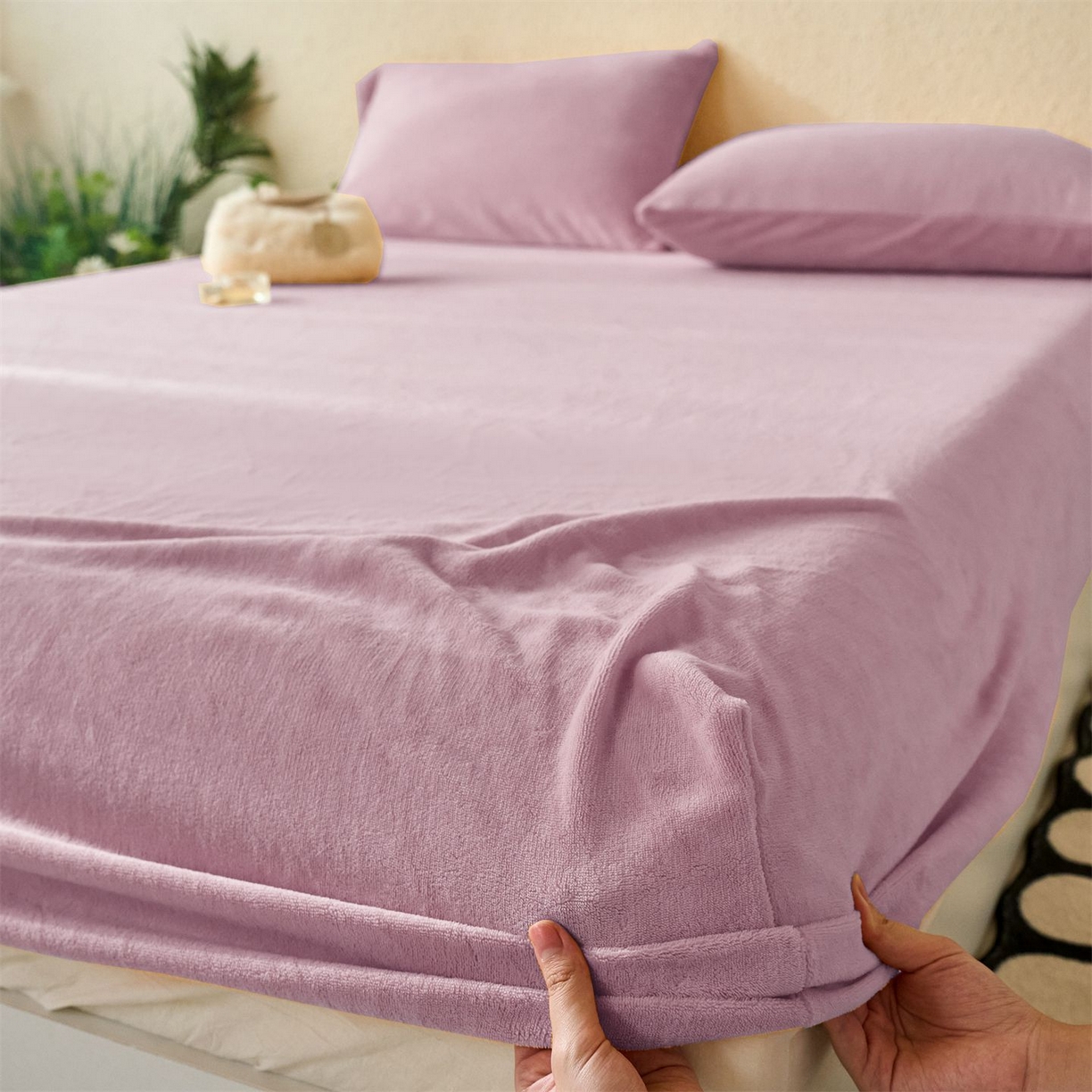 91家纺网 家纺一手货源 找家纺 兰紫橙家纺 2025新款简约纯色牛奶绒床笠系列 罗兰紫