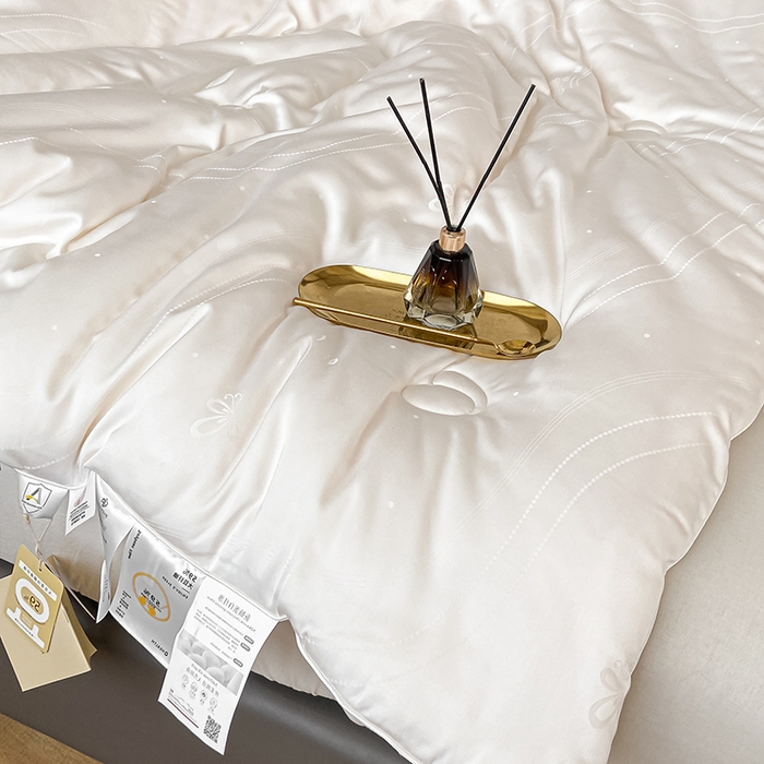 91家纺网 家纺一手货源 找家纺 （总）纪梵茜 2025新款蚕蛹蛋白大豆被子 高端提花加厚冬被春秋被芯四季通用