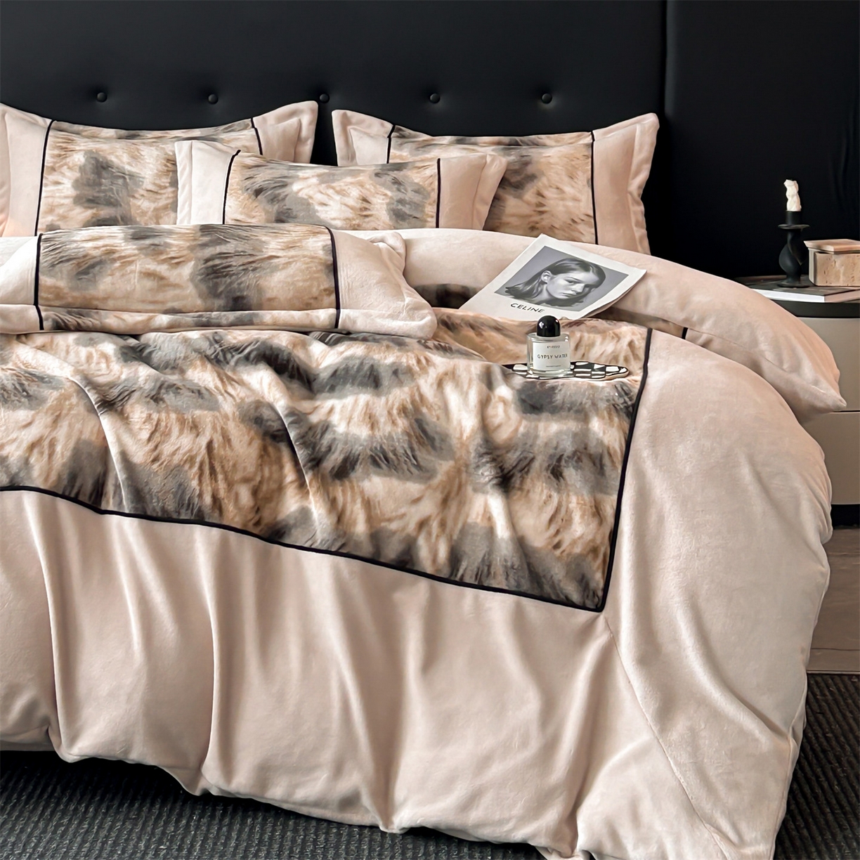 91家纺网 家纺一手货源 找家纺 （总）奥裕家纺 2025新款拼角款雪貂绒四件套-维纳斯