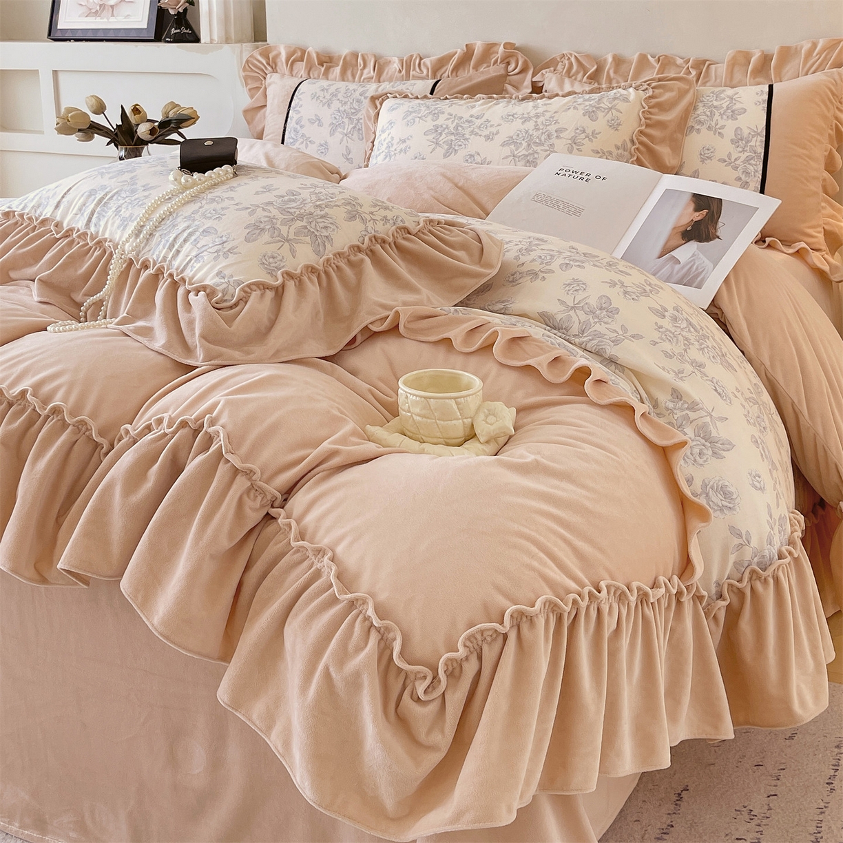 91家纺网 家纺一手货源 找家纺 （总）奥裕家纺 202新款全棉双层纱加绒法式美拉德雕花绒四件套-安妮