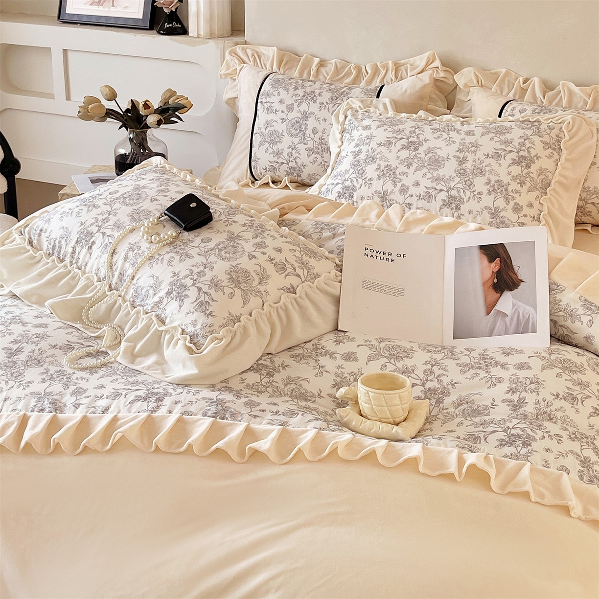 91家纺网 家纺一手货源 找家纺 （总）奥裕家纺 202新款全棉双层纱加绒法式美拉德雕花绒四件套-安妮