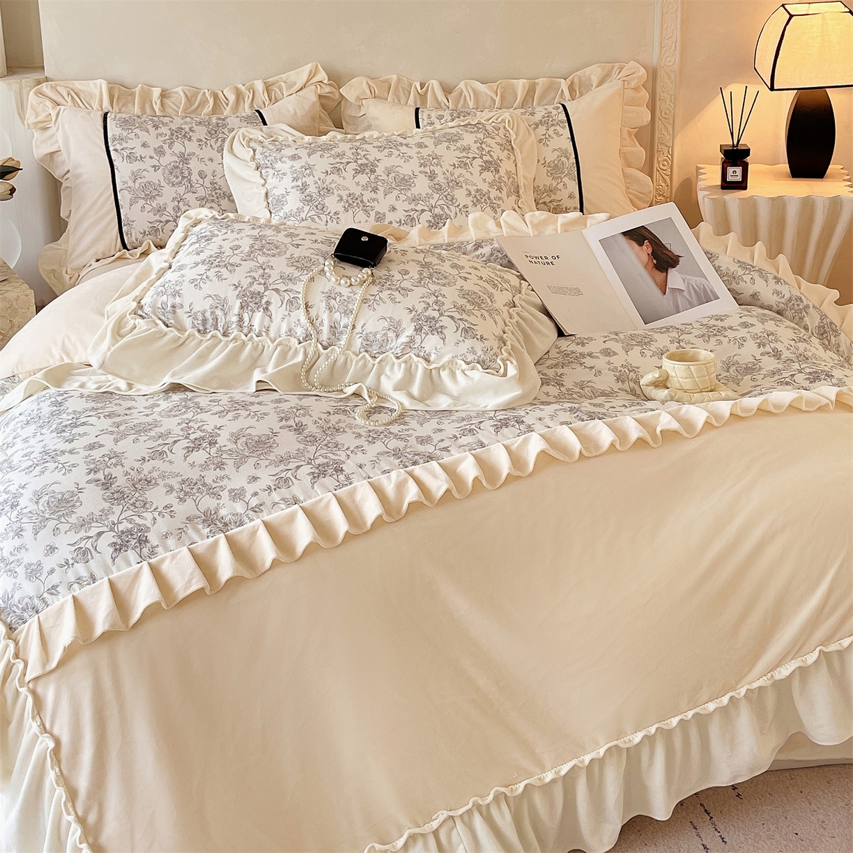 91家纺网 家纺一手货源 找家纺 （总）奥裕家纺 202新款全棉双层纱加绒法式美拉德雕花绒四件套-安妮