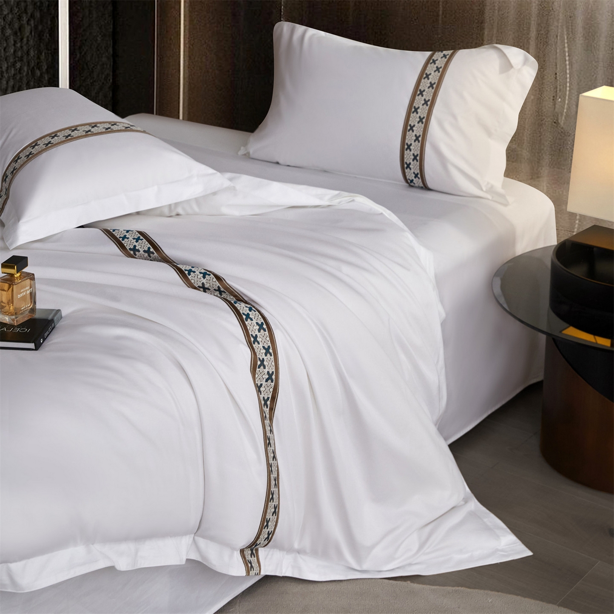 91家纺网 家纺一手货源 找家纺 罗菲尼酒店用品 2025新款高仿棉织带款酒店宾馆四件套 凯森