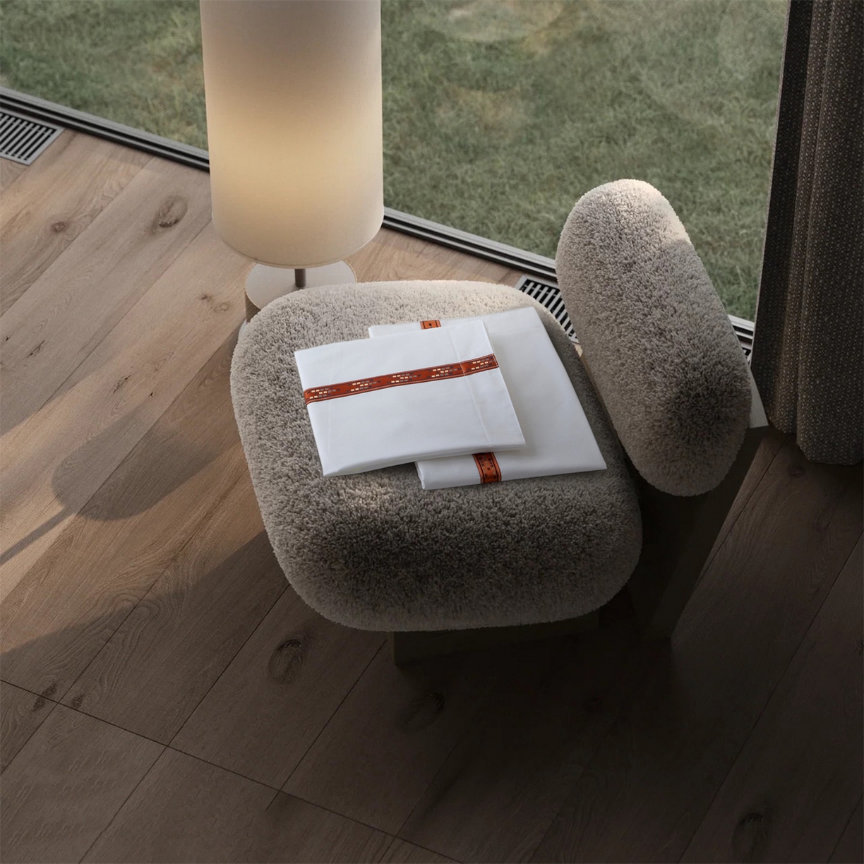 91家纺网 家纺一手货源 找家纺 罗菲尼酒店用品 2025新款高仿棉织带款酒店宾馆四件套 马驹