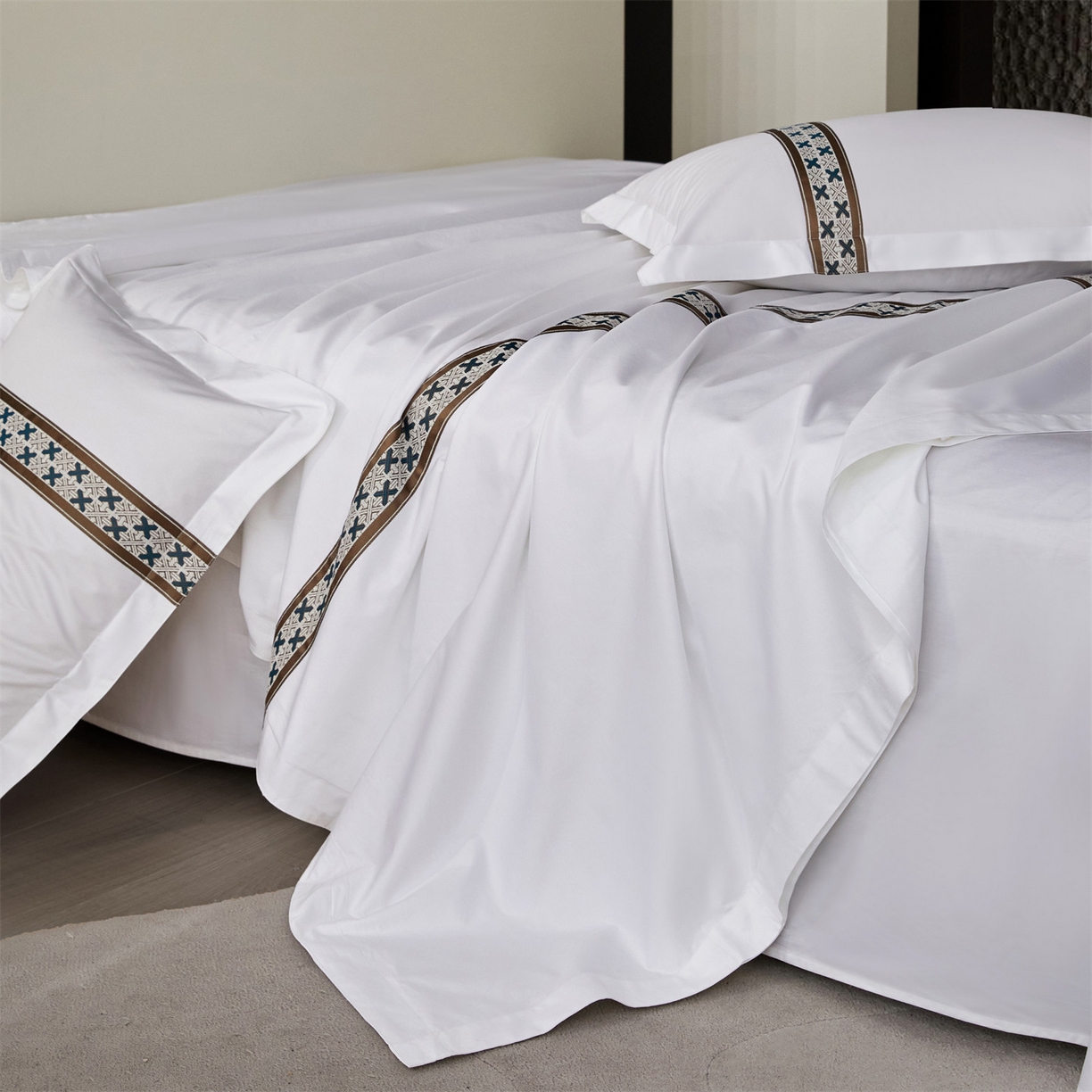 91家纺网 家纺一手货源 找家纺 罗菲尼酒店用品 2025新款高仿棉织带款酒店宾馆四件套 凯森