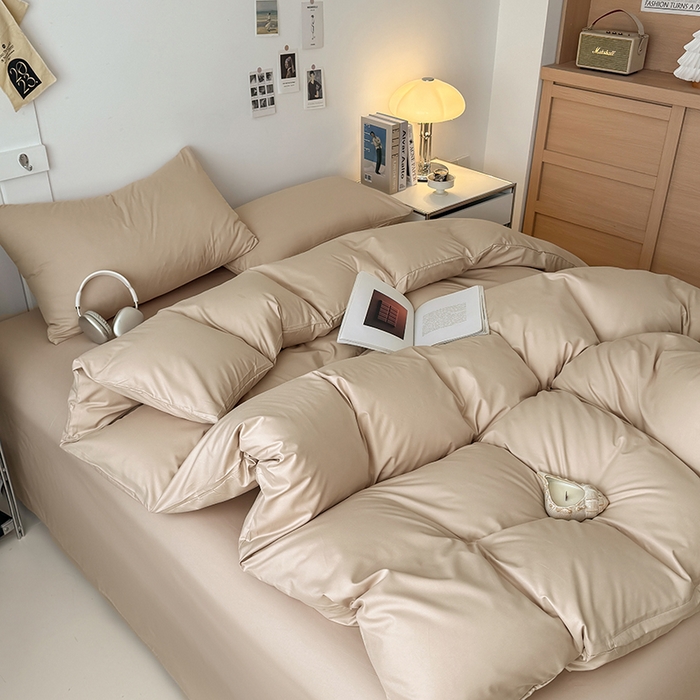 91家纺网 家纺一手货源 找家纺 汣沐生活 2025新款化纤纯色四件套系列 拿铁卡其