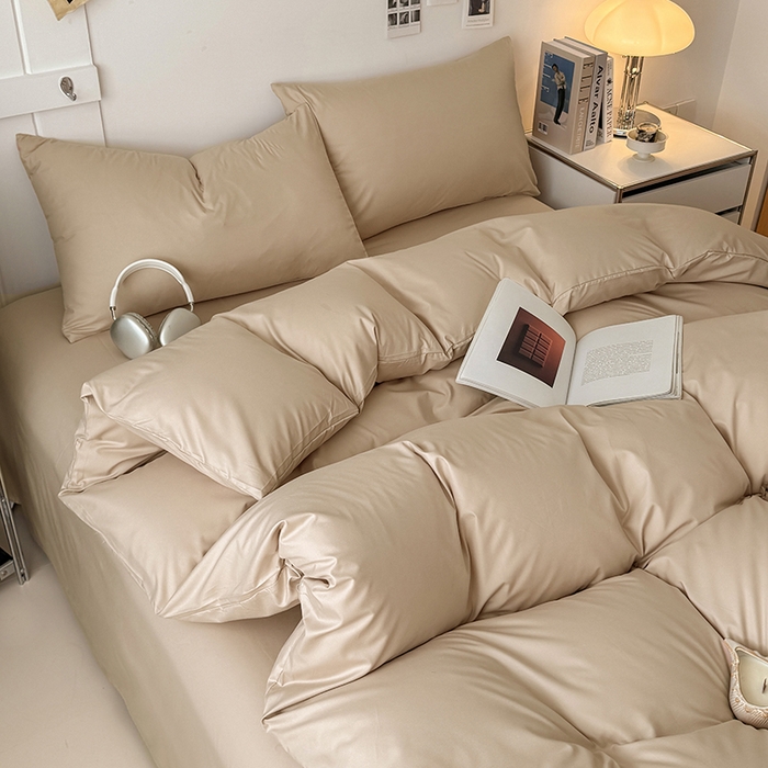 91家纺网 家纺一手货源 找家纺 汣沐生活 2025新款化纤纯色四件套系列 拿铁卡其